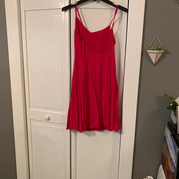 Pretty fuchsia pink summer dress! - Picture 9 of 9